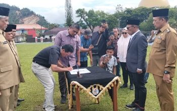 Lantik Sekda Tapteng, Kadis PUPR dan Kadis Perkim, Bupati Masinton: Ini Momentum Kita untuk Terlahir Kembali!